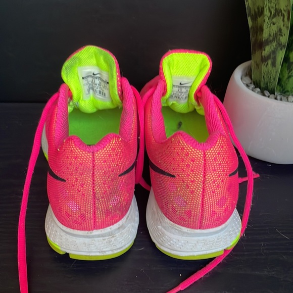 Nike Zoom Pegasus 31 Running Shoes Hot Pink - Picture 6 of 9